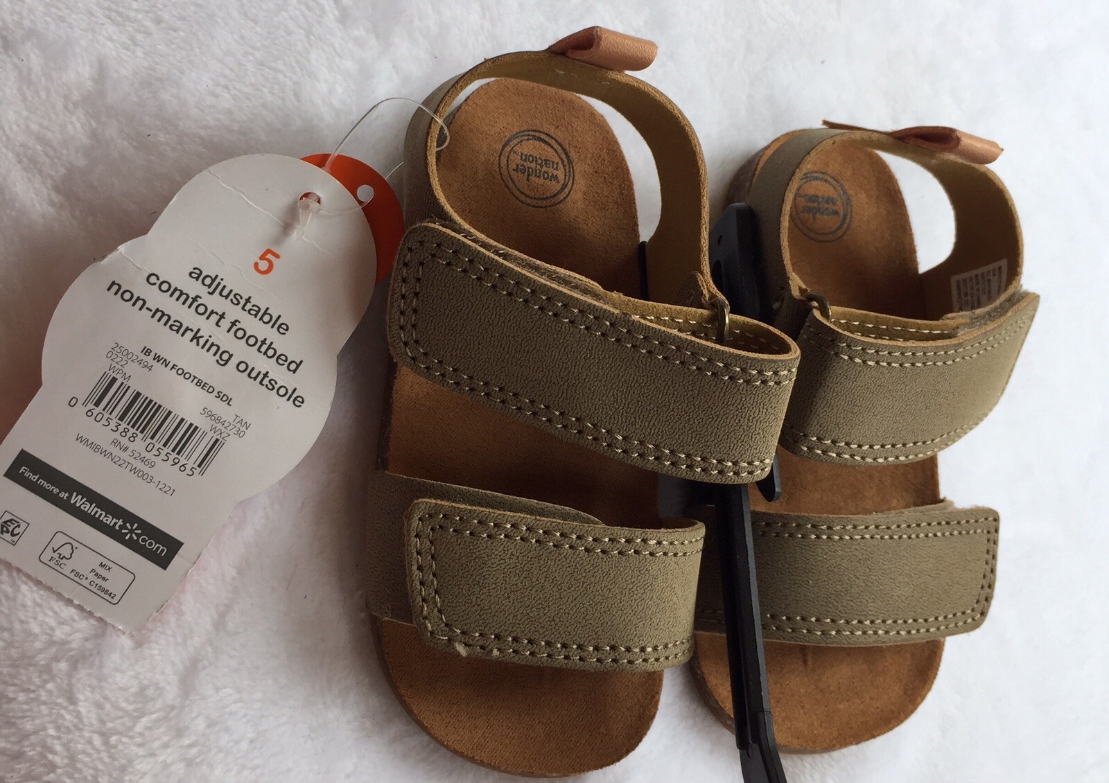 APL Sandalo Wonder Nation taglia 5 marrone cinturino regolabile senza marca nuovo con etichetta nuovo