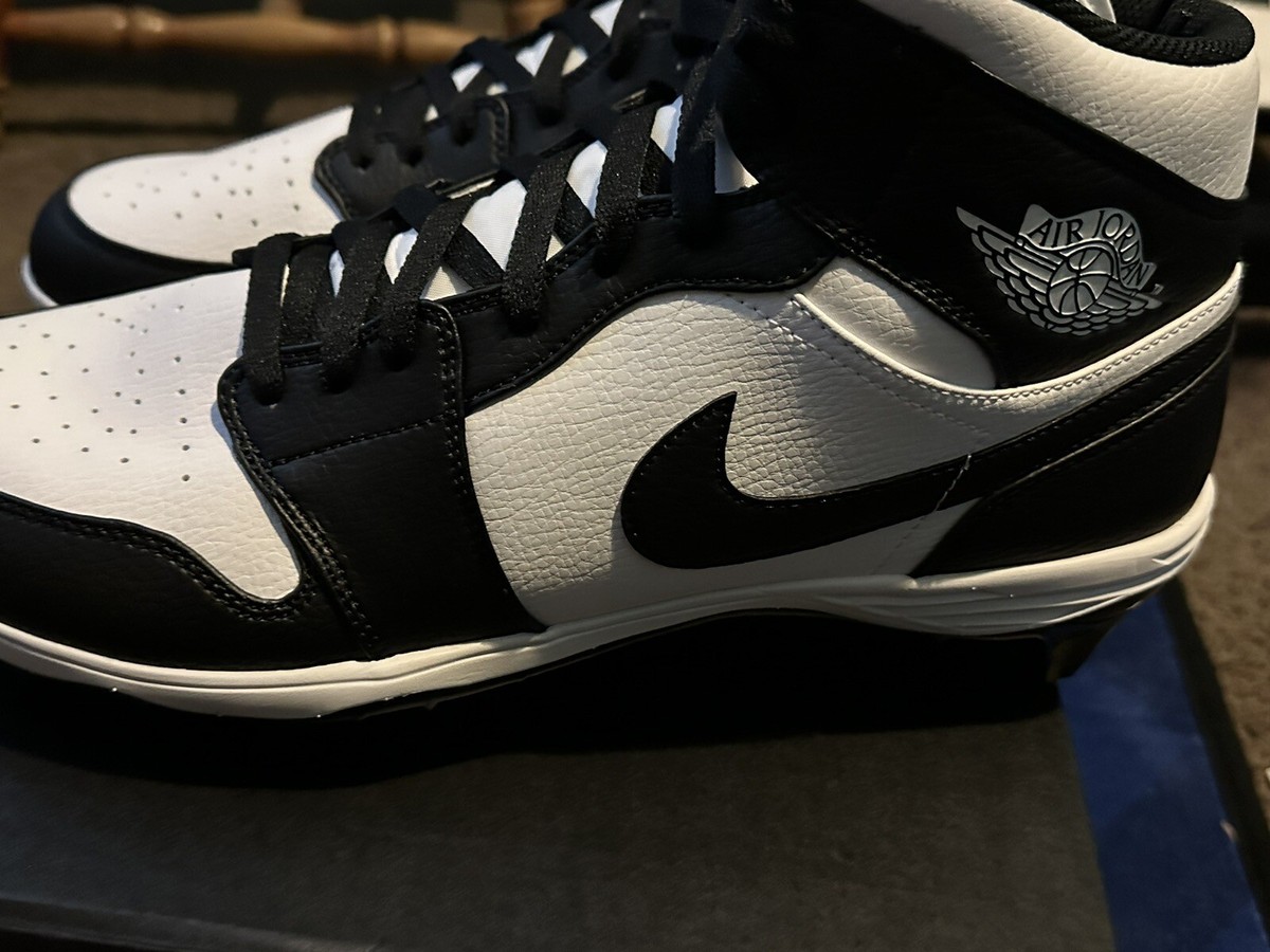 Jordan 1 Mid TD Panda 2023 Football Cleats FJ6805-100 Black White Mens Size 11.5 Nike Jordan 1 Mid TD Panda 2023 Football Cleats FJ6805-100  main image 3