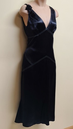 Vera Wang V-neck black dress, size 6 - Picture 9 of 11