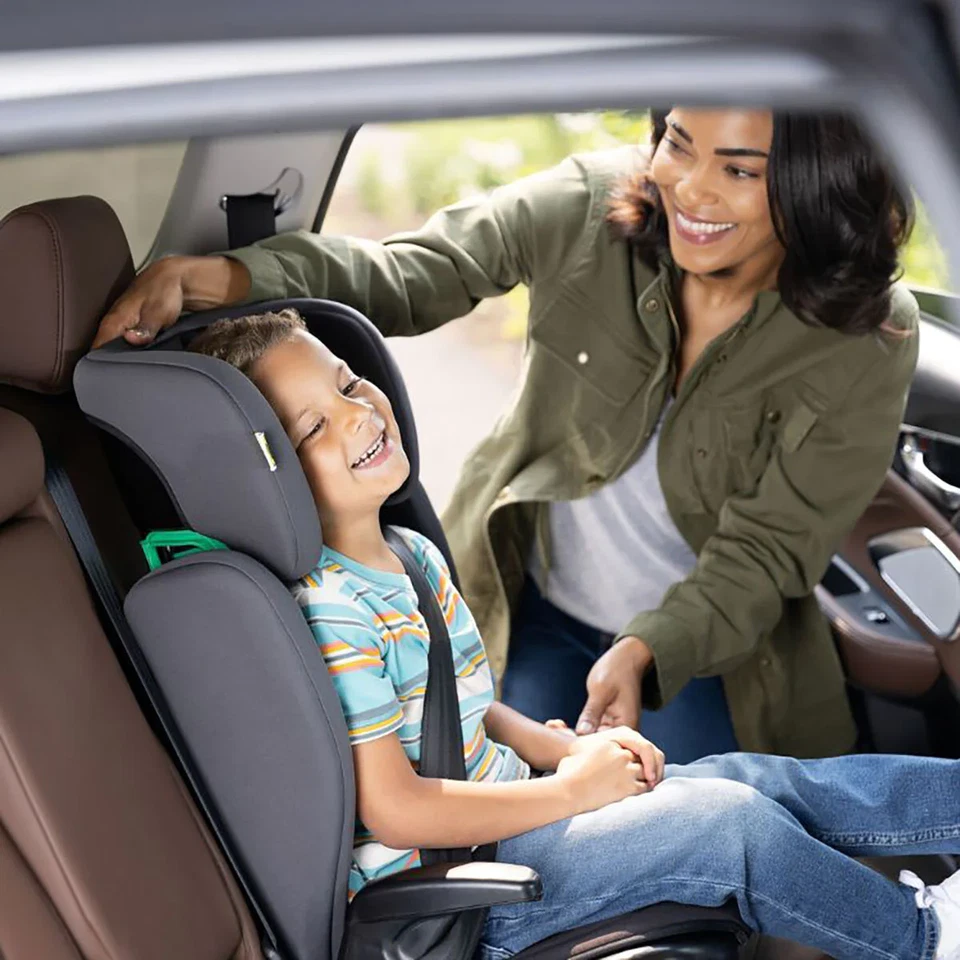 Graco Junior Maxi™ i-Size R129 Booster Car Seat 3.5 - 12 Years - Image 4 of 4