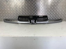 Calandre Peugeot 206