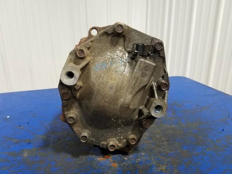 2005-2008 Dodge Magnum Rear Differential Carrier Assembly 3.07 Ratio OEM - Image 3 of 4