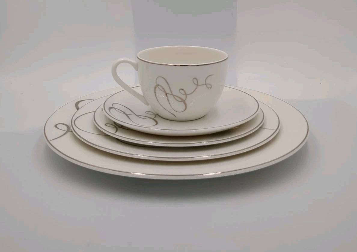 NEW Mikasa Love Story White Platinum Trim Porcelain Dinnerwa