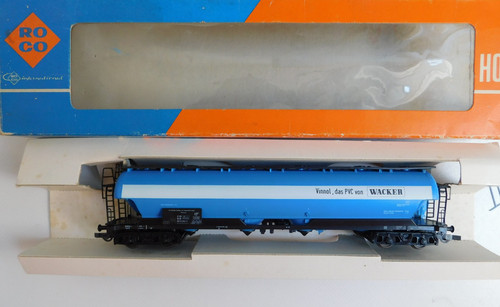ROCO 4366 B Silowagen Vinnol, das PVC von Wacker neuwertig mit Defekt | Condition: Gebraucht