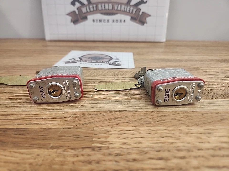 Pair Of Vintage Master Lock No. 3 Heavy Commercial, Keyed Alike, With Brass Tags - Image 2 of 4