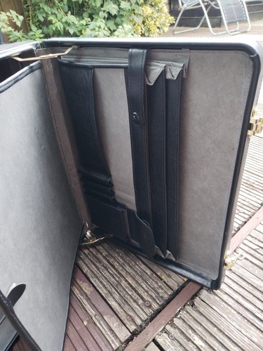 Heavy Duty Skyflite Briefcase Attaché Case Hard Black Leather/Combination Locks - Picture 19 of 24