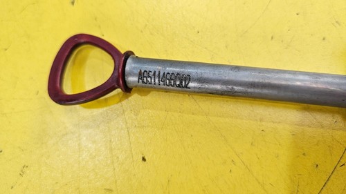 MERCEDES W204 250 CDI 651.911 07-2011 ENGINE OIL LEVEL DIPSTICK PIPE 6511466Q02 - Picture 6 of 6