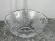 Studio Nova Winter Rose Crystal Centerpiece Bowl - frosted roses