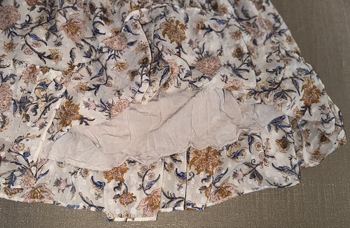 Joie Damen große L knielanger Rock beige Blumen Tupfen-Design gefüttert gebraucht, in einwandfreiem Zustand - Bild 2 von 5