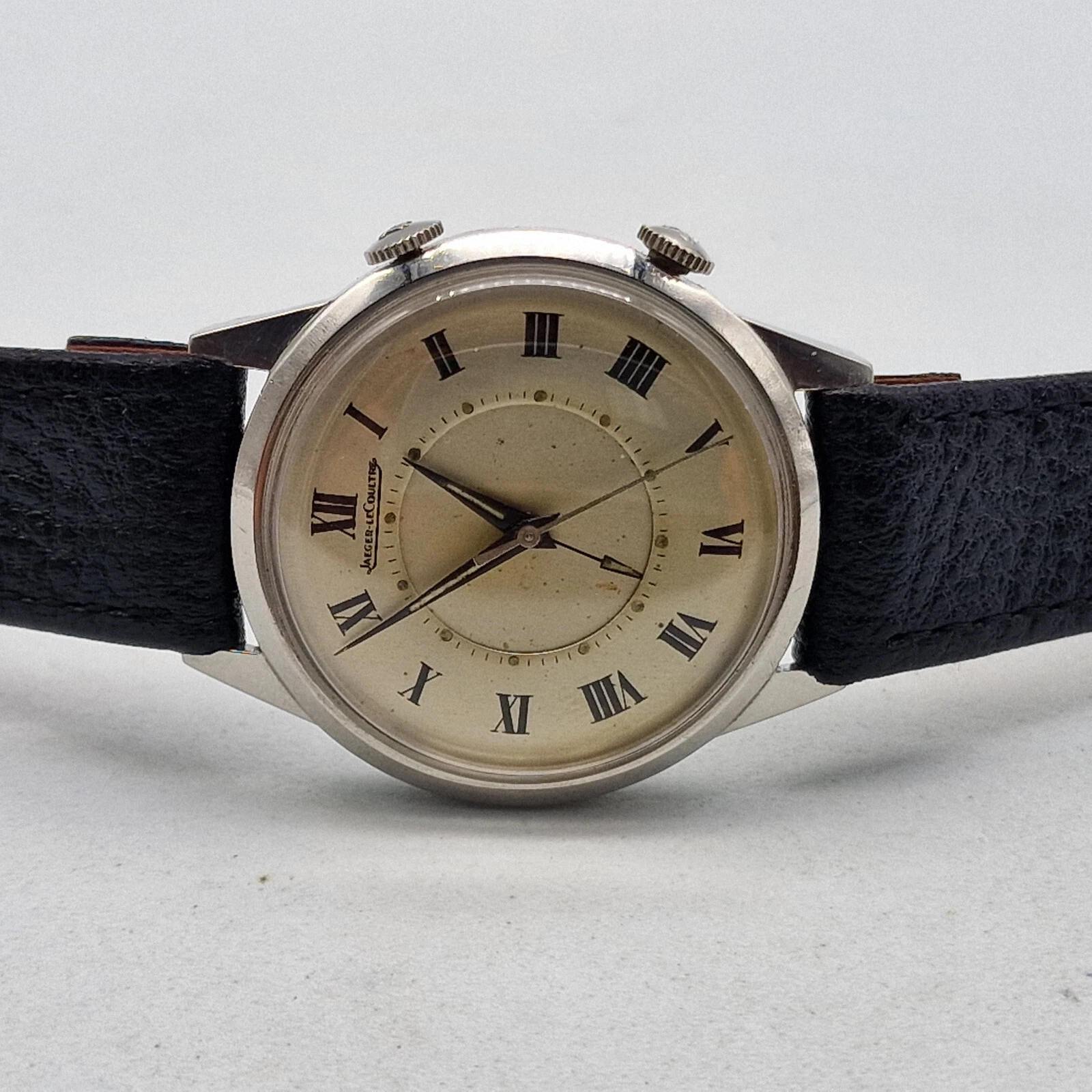 Jaeger LeCoultre — RARE VINTAGE JAEGER-LECOULTRE ALARM SILVER DIAL MANUAL WIND MAN'S WATCH / E091