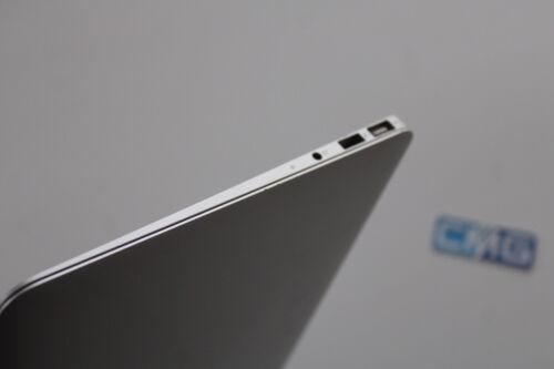 Apple MacBook Air 11,6" 256 GB SSD 2GB RAM 1,4Ghz 11" Ende 2010 (lesen) OSX10.1 - Bild 11 von 16