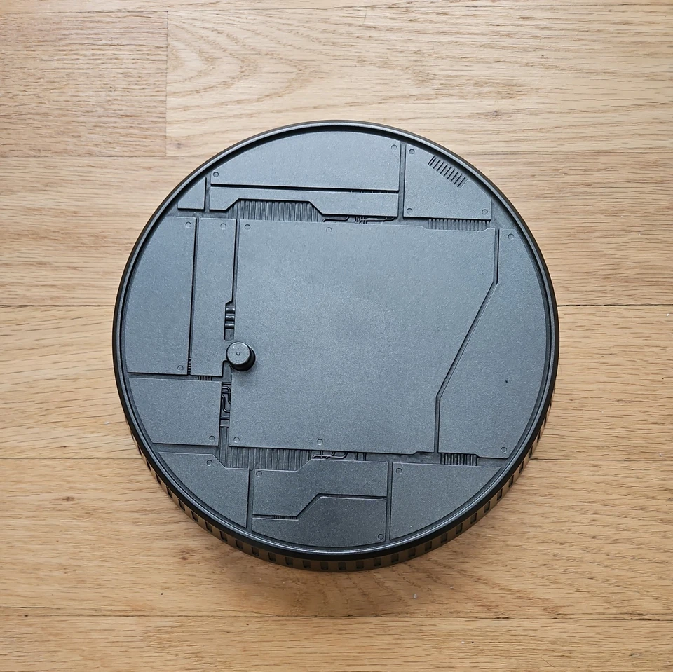 Out Of Box Sideshow Collectibles Baby Yoda Figure Excellent condition - Image 3 of 4