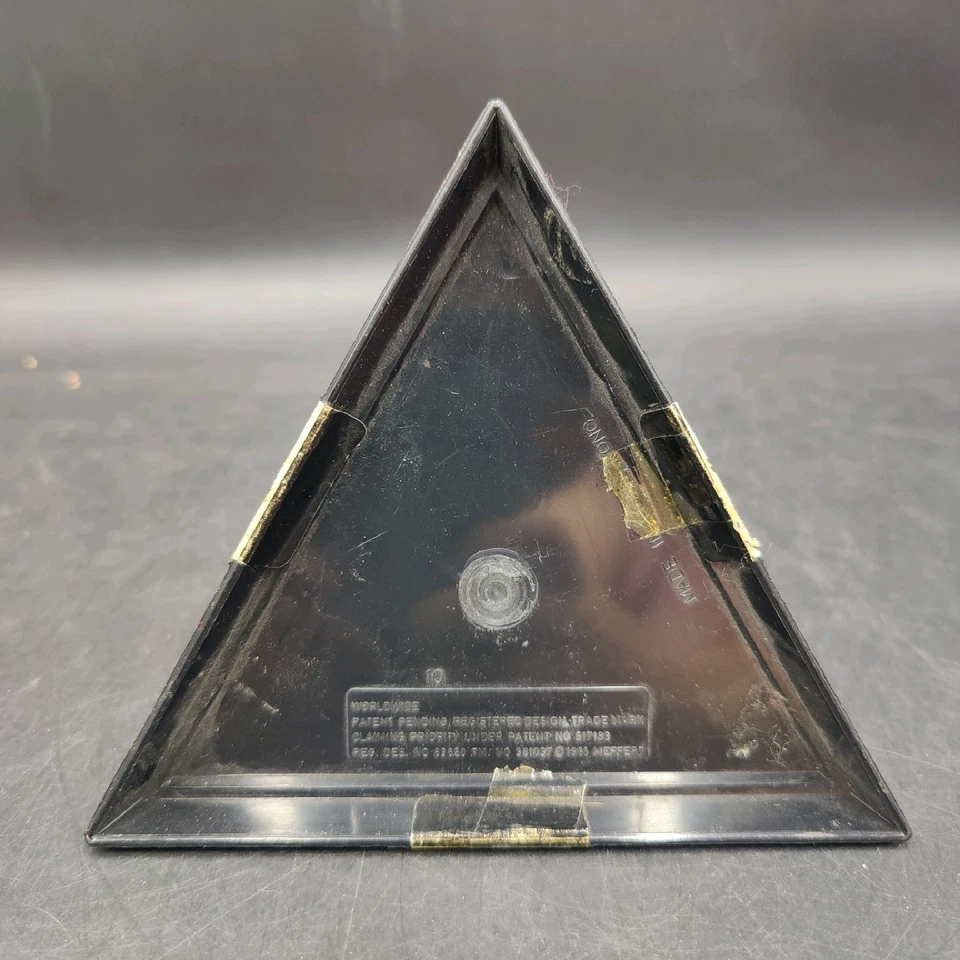 Pyraminx rompicapo piramide stile Rubik Worldwilde Hong Kong Rare - Imagen 3 de 4