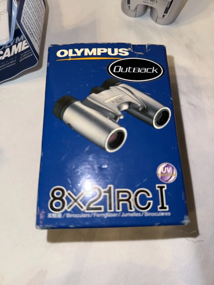 Olympus Outback 8X21 RC I 6.2° Field Roof Prism Compact Binocular UV Protection - Image 2 of 4