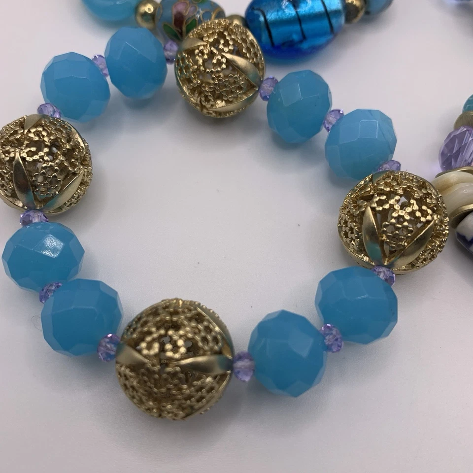 Lote de cuatro pulseras con cuentas azul verde aguamarina flor elástica porcelana cloisonné Foto 3 de 4