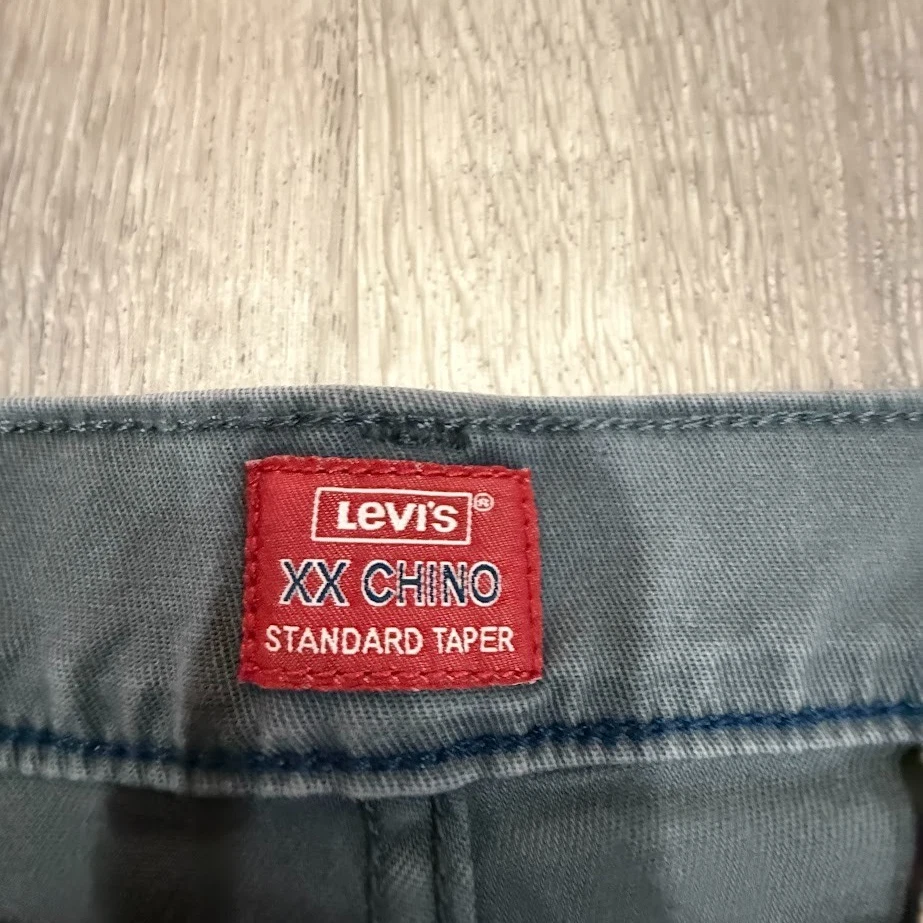 Pantalones cónicos Levi’s XX chinos estándar para hombre talla 34x30 (29) gris verde azulado informales Foto 3 de 4