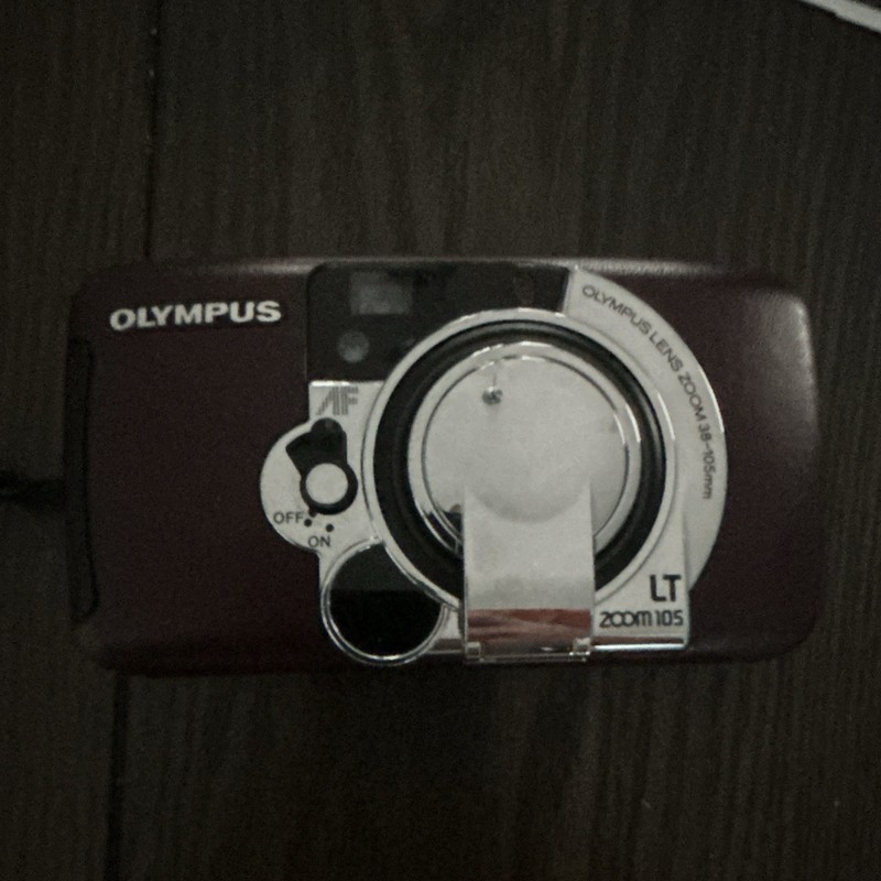 Olympus LT Zoom 105 35mm Point & Shoot Film Camera Auto Focus Flash Brown