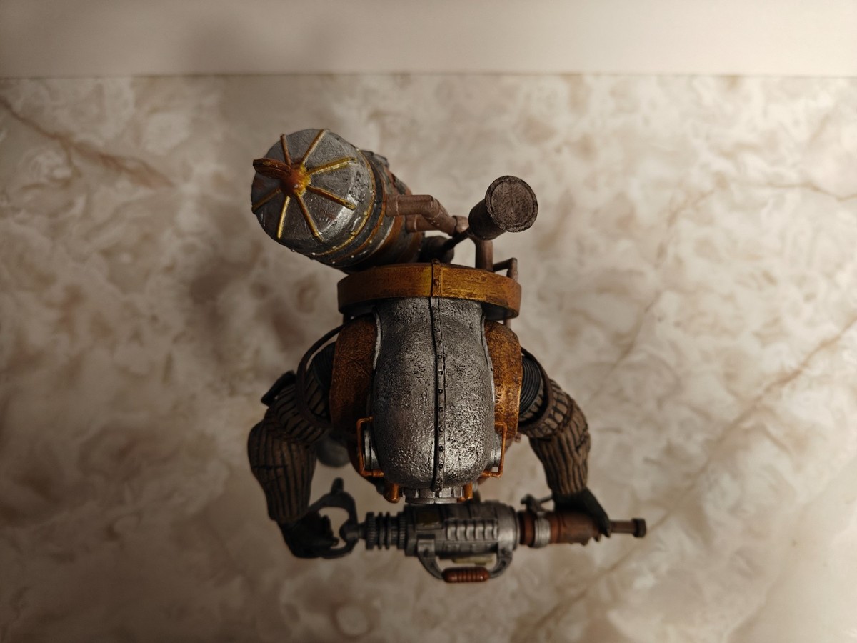BioShock 2 Big Daddy Rosie Action Figure with Rivet Gun | eBay