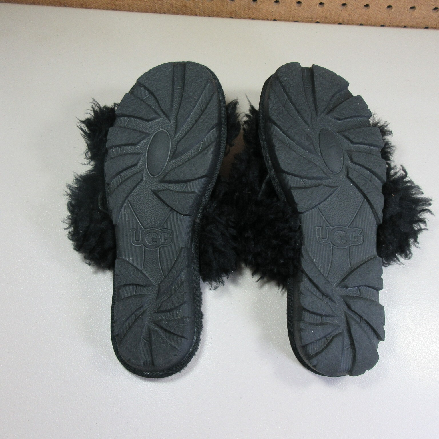UGG womens solid black Fuzzalicious Sheepskin sli… - image 8
