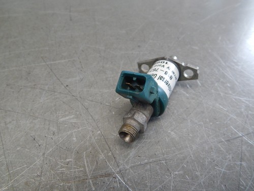 Cold Start Valve 560SL 560SEC 560SEL 450SL 300SL 300CE 300E 450SEL 280CE 280SE - Picture 7 of 8
