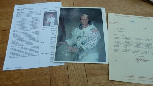 1978 HAND SIGNED LETTER & 10 X 8" PHOTO US ASTRONAUT ALFRED M WORDEN APOLLO 15