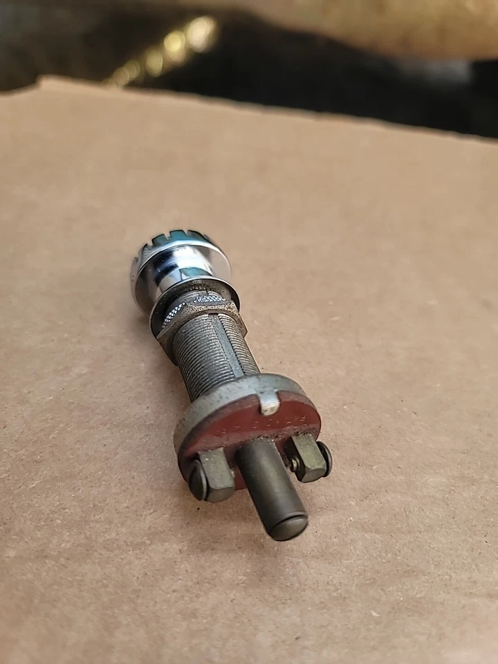 Oldsmobile 88 98 Fiesta 1953 1954 1955 NOS luz antiniebla interruptor de tablero Foto 2 de 3