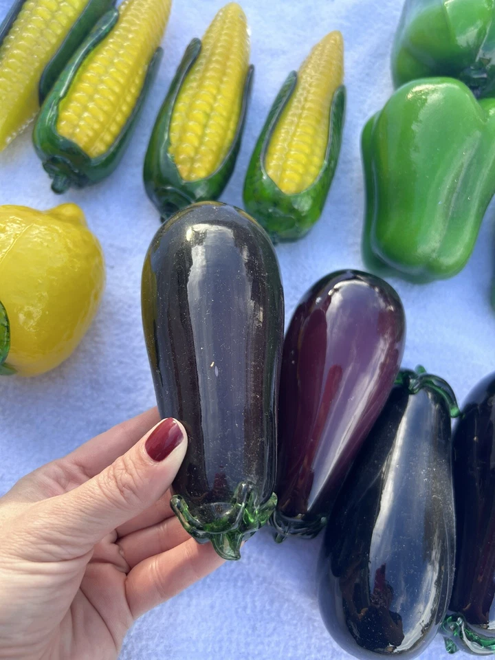 Lot Of 22 Vintage Hand-Blown Glass Vegetables Murano Style Art Deco MCM - Image 2 of 4