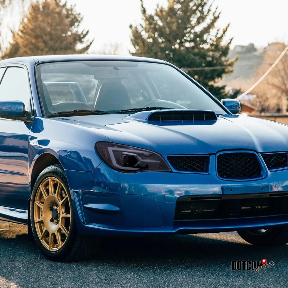 Fit 06-07 Subaru Impreza WRX STI Smoke Sequential LED Strip Projector Headlights Foto 2 de 4