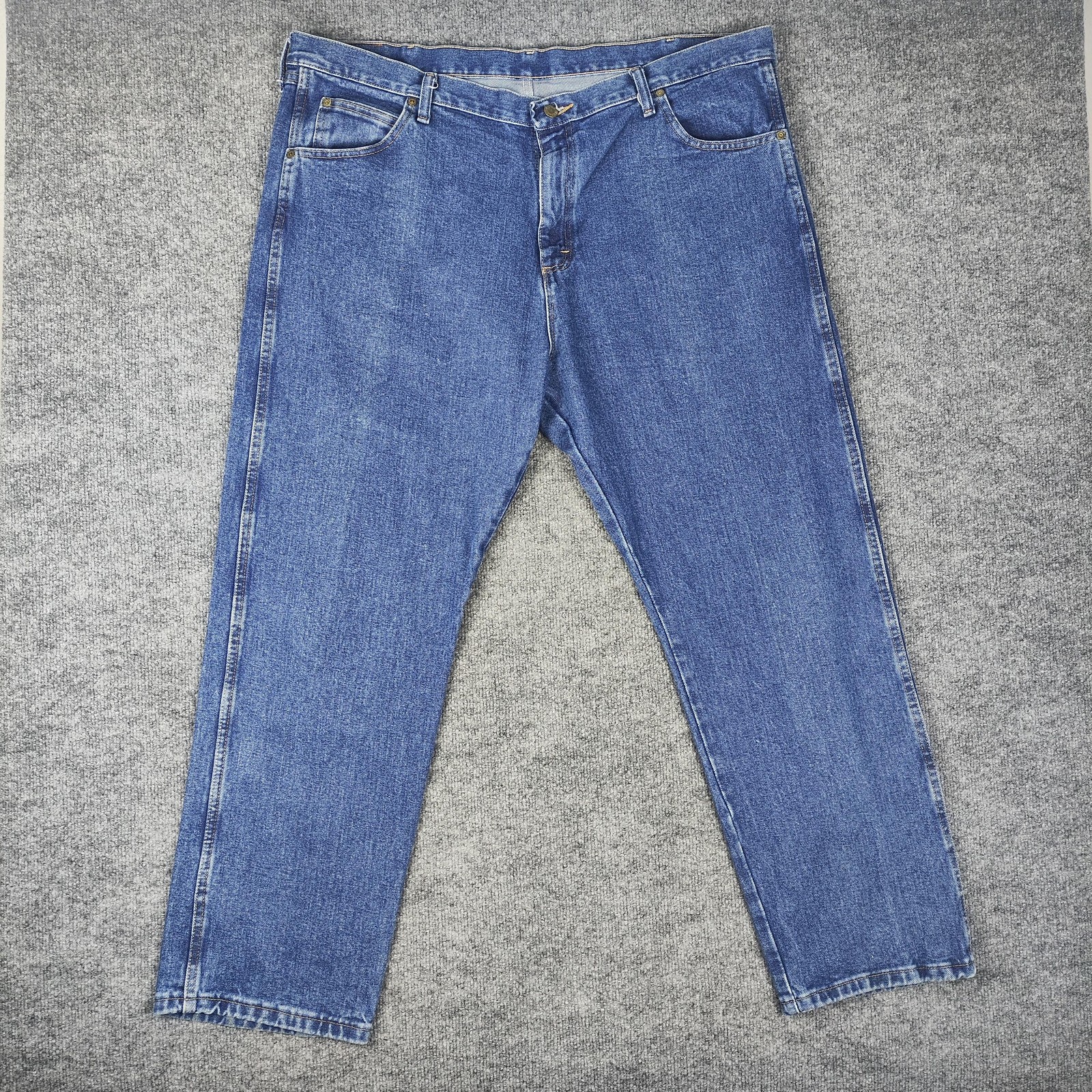 Wrangler Jeans Mens 42x30 Blue Medium Wash Regular Fit Straight Denim Pants