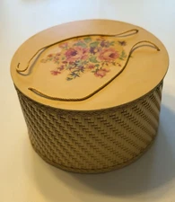 Vtg Round Princess Butter Cream Yellow Wicker Sewing Box  11" Width 6.5" Height.