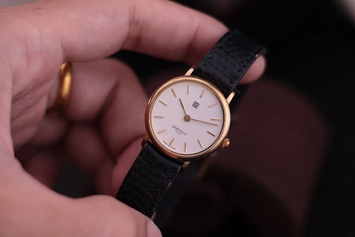 Givenchy Women Analog Wristwatches | eBay