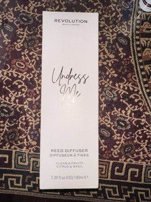 Revolution Beauty London    Undress Me  Reed Diffuser 3.38 fL oz Great Gift