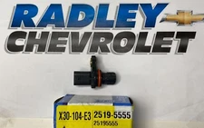 NEW GM OEM CAMSHAFT POSITION SENSOR- GENERAL MOTORS GMC 25195555
