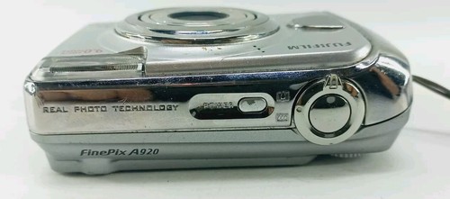 FujiFilm FinePix A920 Silver Compact Digital Camera 9.0MP Tested Working Case - Picture 8 of 16