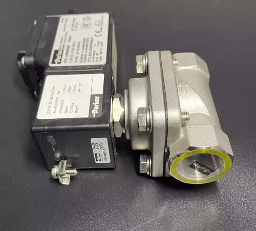 1PCS PARKER 221S15F-495905B8 solenoid valve NEW fedex