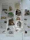 vintage costume jewelry lot  21 Pieces Necklaces Pins Buttons