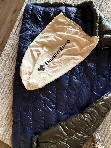Enlightened Equipment Revelation Sleeping Bag Quilt Blue  Ultralight Down 850 30