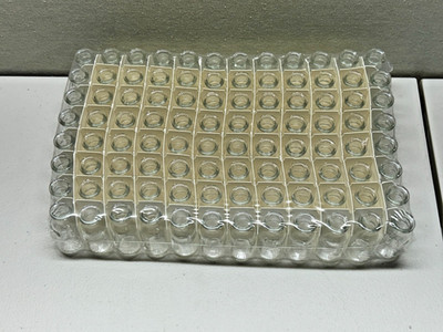 96 X DURAN WHEATON KIMBLE GLASS SERUM BOTTLE TYPE I CLEAR 10M 223739