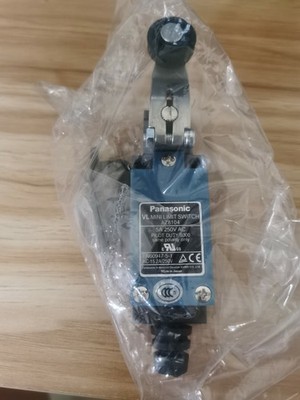 1PCS   AZ8104  VL Mini Limit Switch -New    *nl