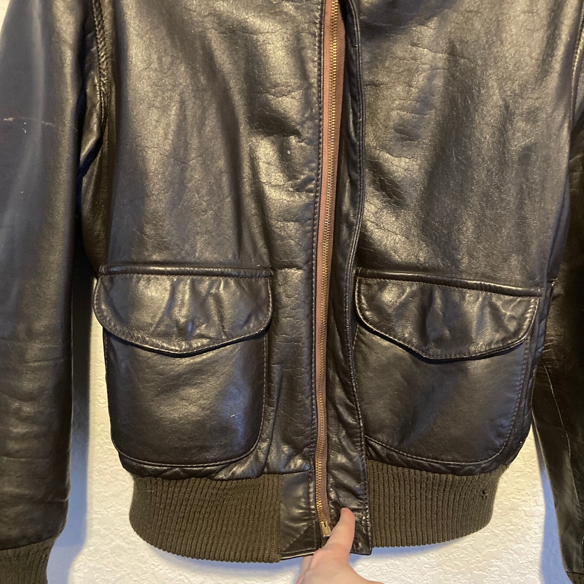 Avirex Type A-2 A2 Leather Bomber Jacket Men
