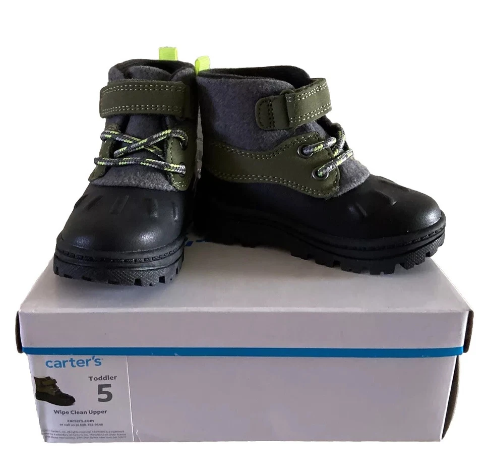 Botas para niños pequeños talla 6 de Estados Unidos Foto 2 de 4