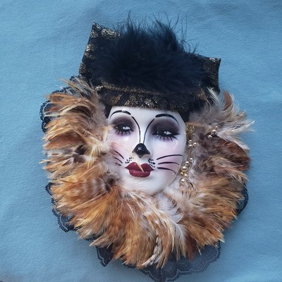 Unique Creations Wall Mask Hanging Porcelain Cat Kitty Lady Face Bling Feathers 