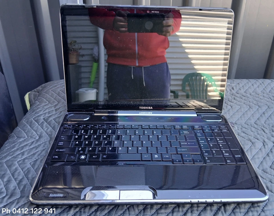 Toshiba Satellite A500 16" Intel Core Duo Laptop Computer Black Parts Only - Image 3 of 4