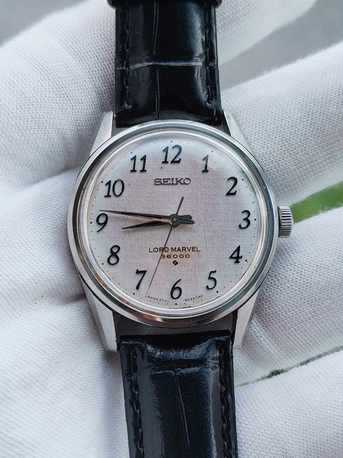 Vintage Seiko 5740-8000 LORD MARVEL 36000 Hi-Beat Linen Dial (1970s)  Men Watch!