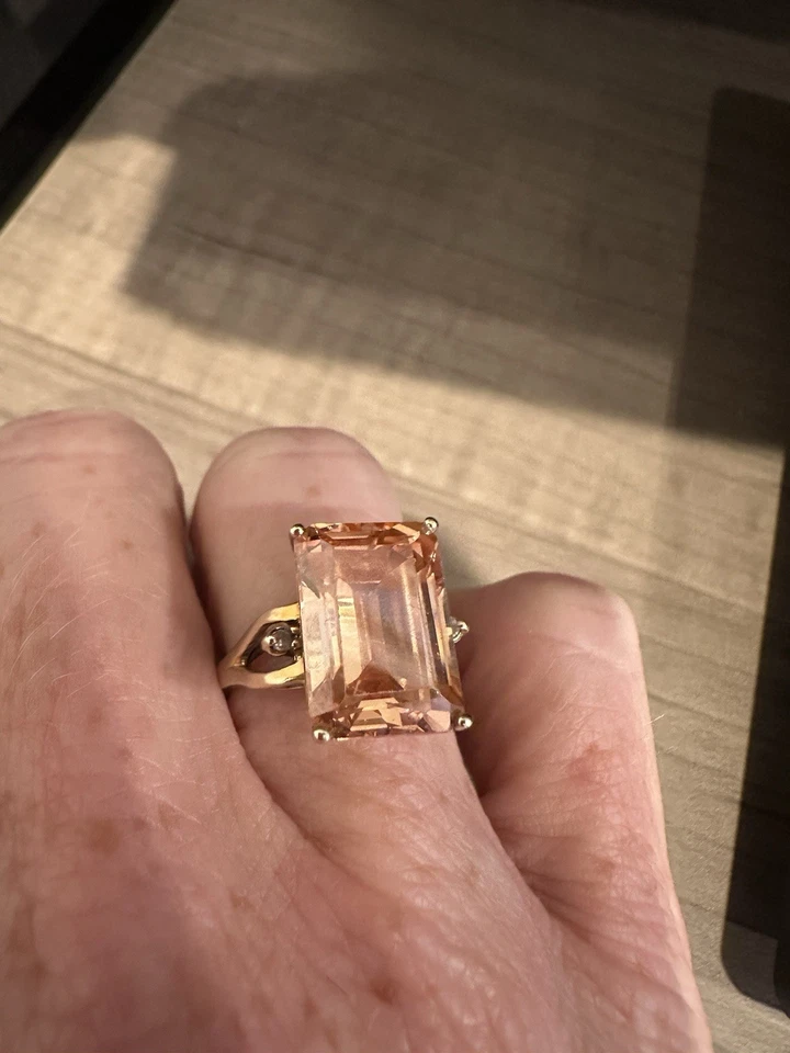 Anillo Citrino Oro 10K Talla 6 Banda Fina Piedra Rectangular Foto 2 de 4