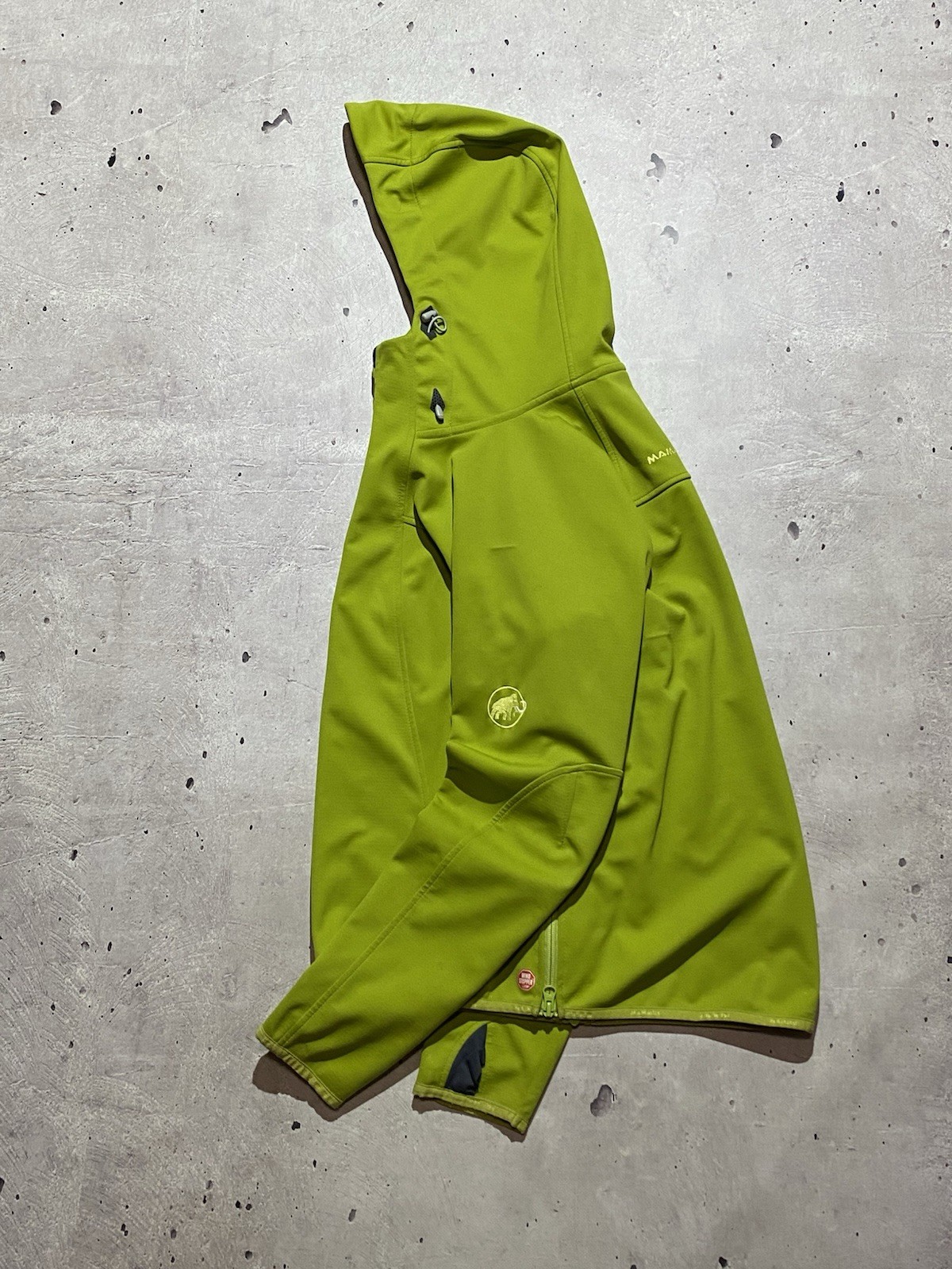 MAMMUT SOFTECH MOUNTAIN ULTIMATE JACKET SOFT SHEL… - image 3