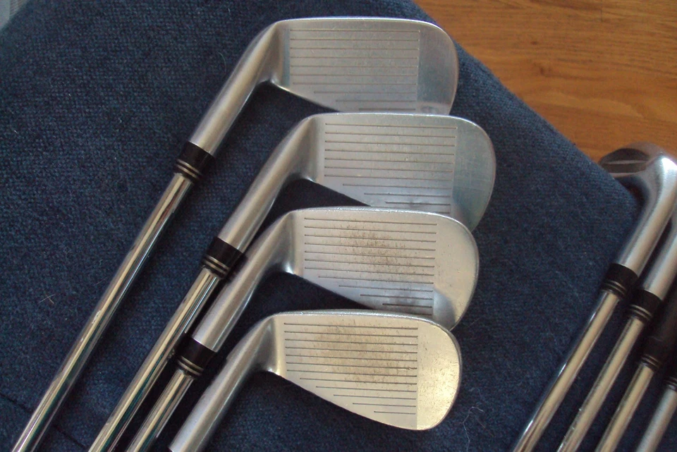 KZG Forged ME-1 irons 5-PW Dynamic Gold S300 stiff steel std length & XRS GW/SW. - Image 4 of 4