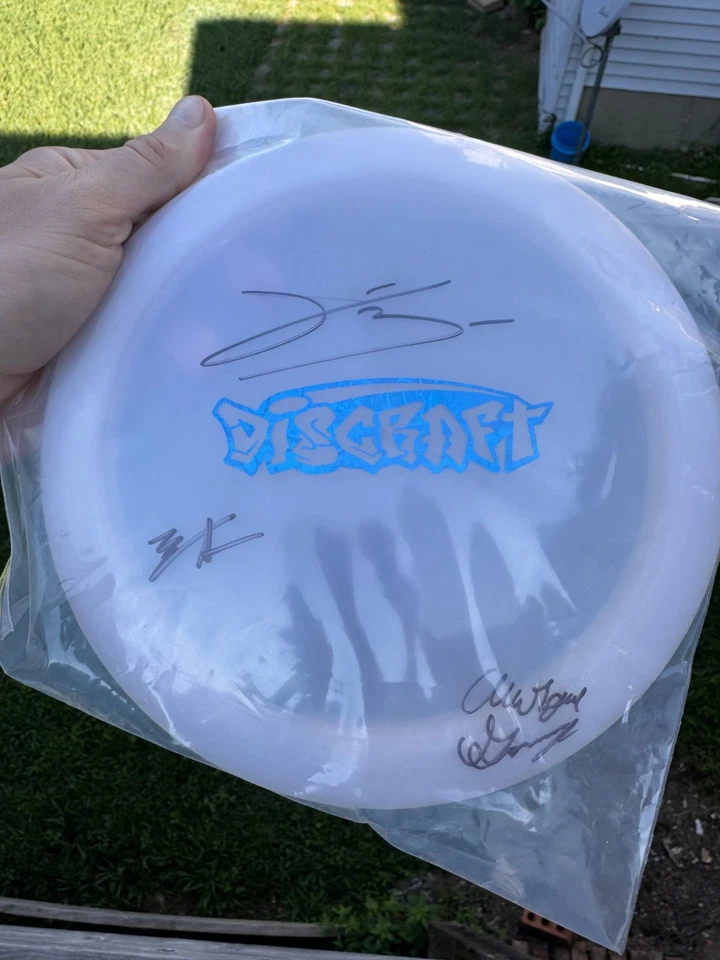 💎RARE GEM💎 - Auto Discraft Force - Anthony Barela,Ezra Aderhold,Aaron Gossage - Image 3 of 3