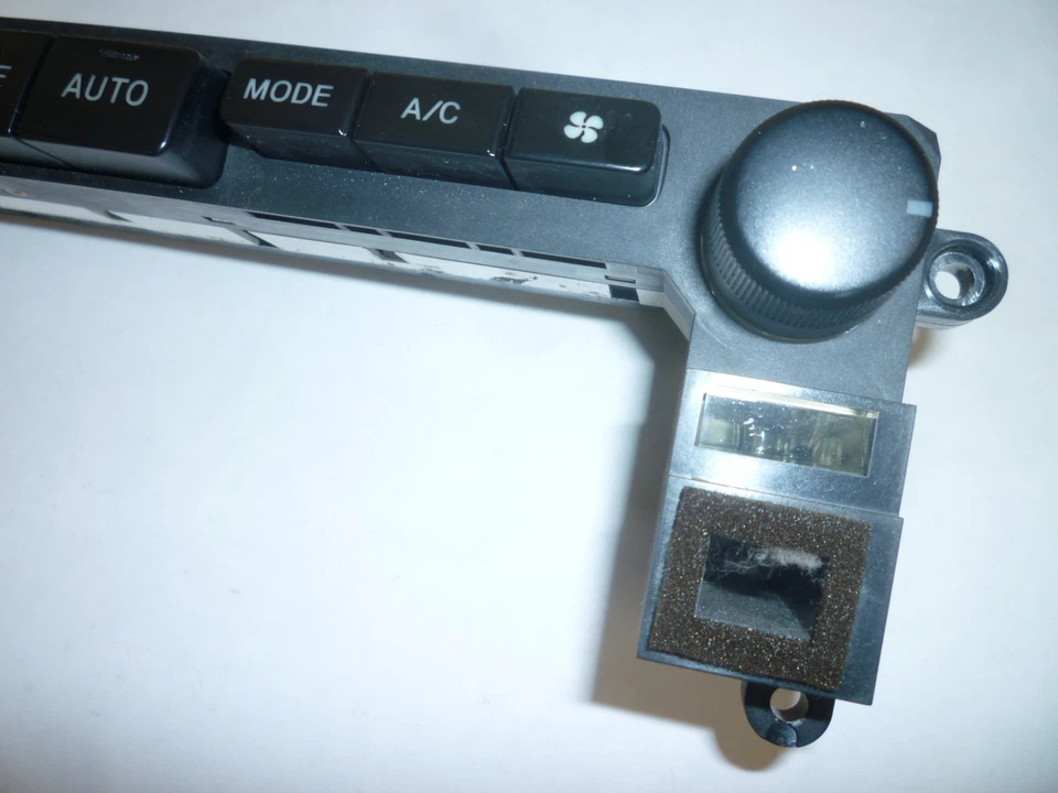 JDM SUBARU BE5 LEGACY LANCASTER BH5 BH9 CLIMATE CONTROL UNIT 146430-6845 - Image 2 of 4