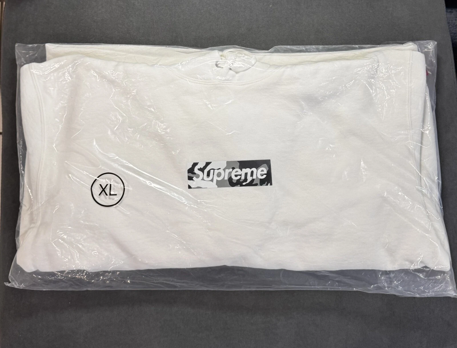 Taille XLarge   Sweat à capuche blanc Supreme Miami Exclusive Box Logo   NEUF